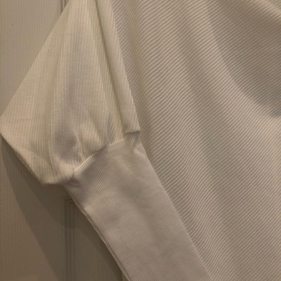 New Ivory Tunic - Picture 2 of 2